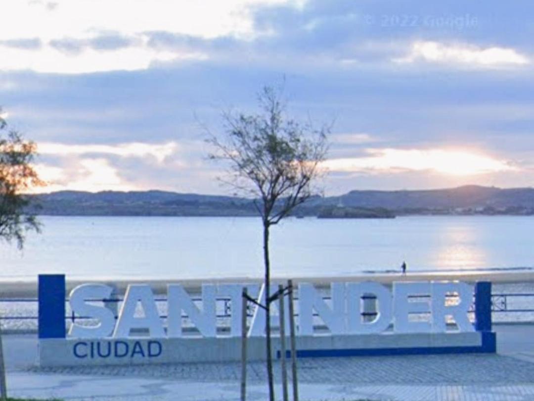 Urbanizacion Los Delfines Santander Bagian luar foto